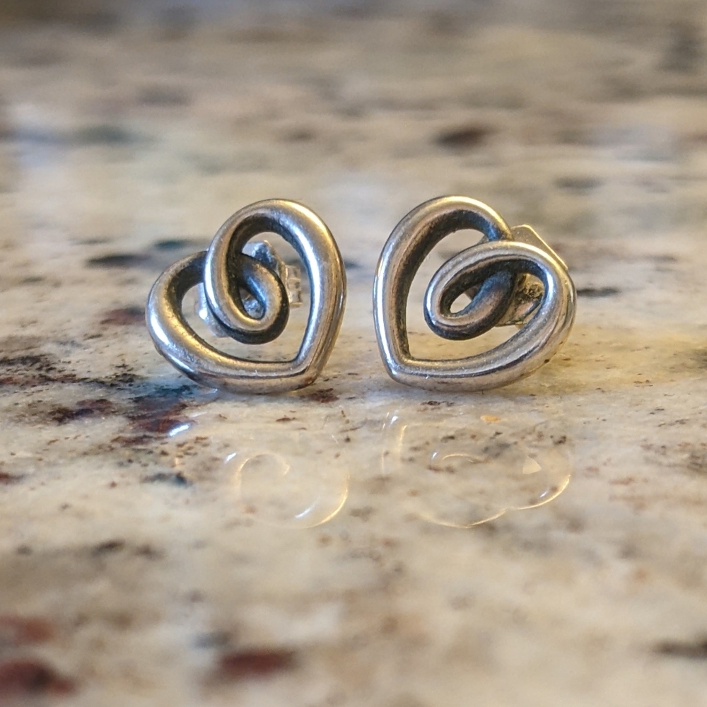 James Avery Retired Loopy Heart Stud Earrings